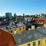 Cozy Oldtown Studio With Magnific City View